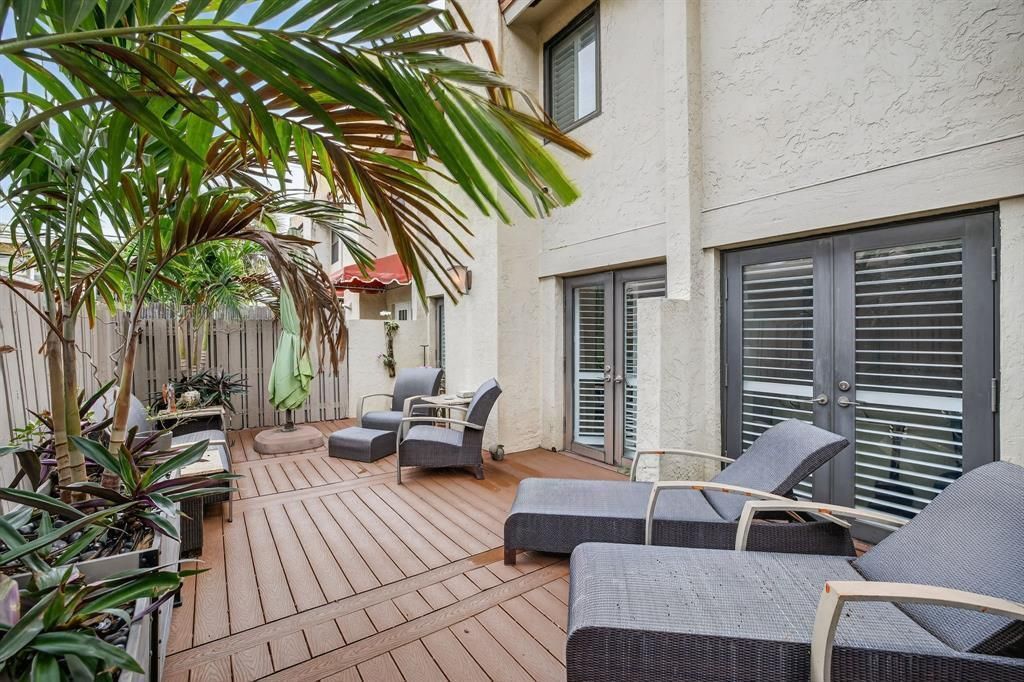 210 Washingtonia Avenue, Lauderdale by the Sea, FL 33308 Photo