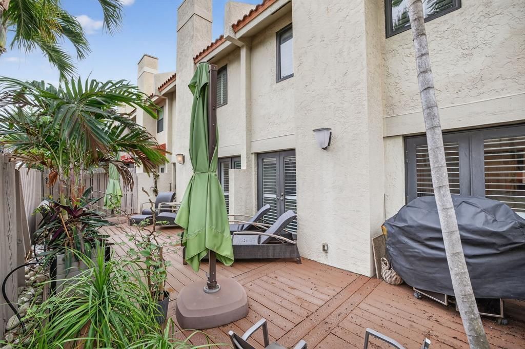 210 Washingtonia Avenue, Lauderdale by the Sea, FL 33308 Photo