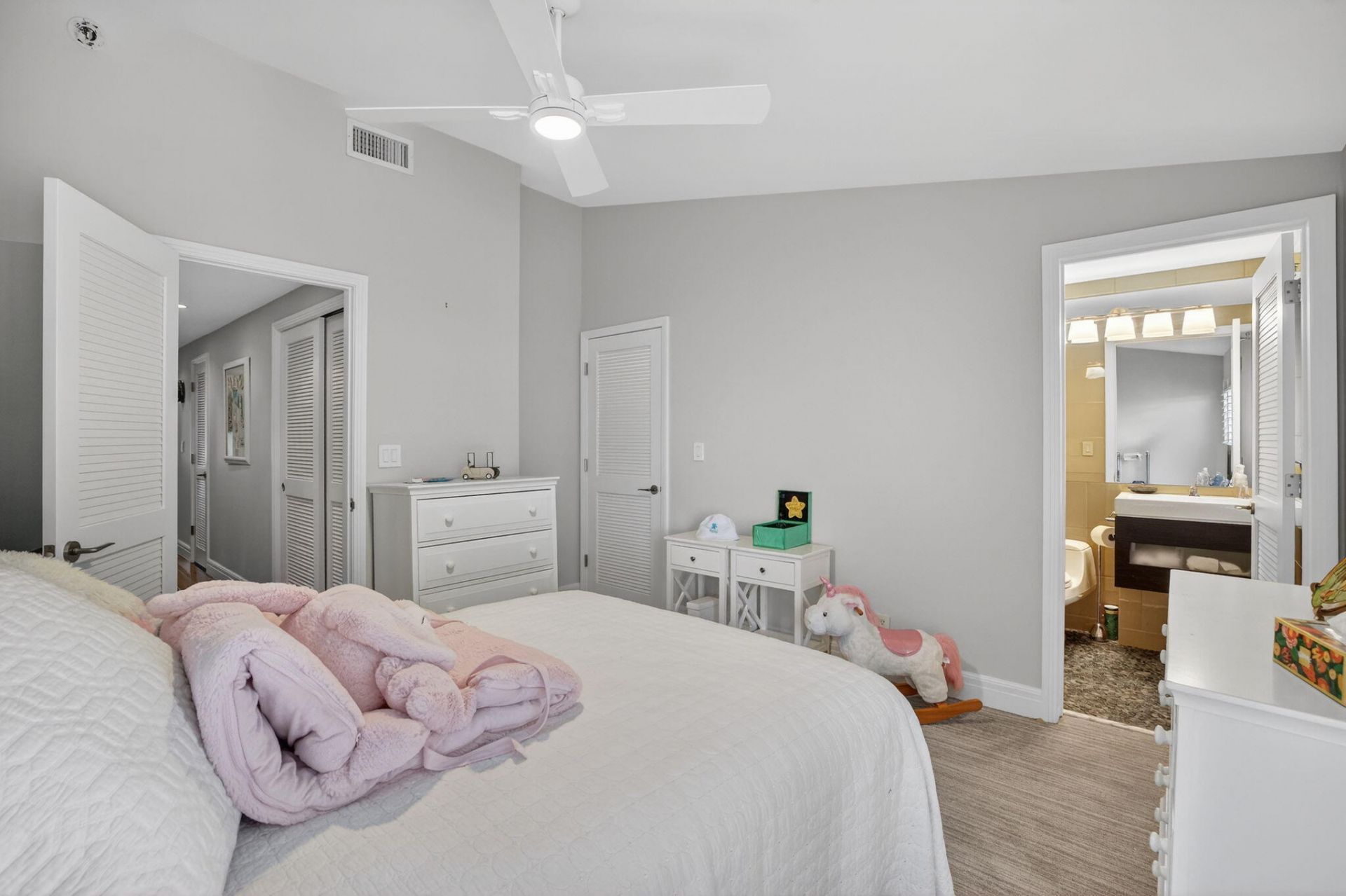 210 Washingtonia Avenue, Lauderdale by the Sea, FL 33308 Photo