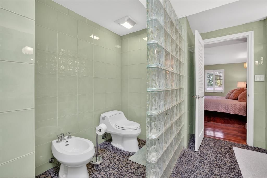 210 Washingtonia Avenue, Lauderdale by the Sea, FL 33308 Photo