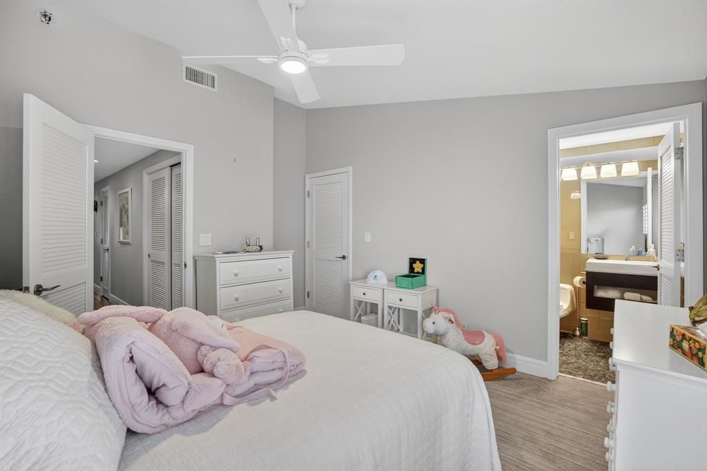 210 Washingtonia Avenue, Lauderdale by the Sea, FL 33308 Photo