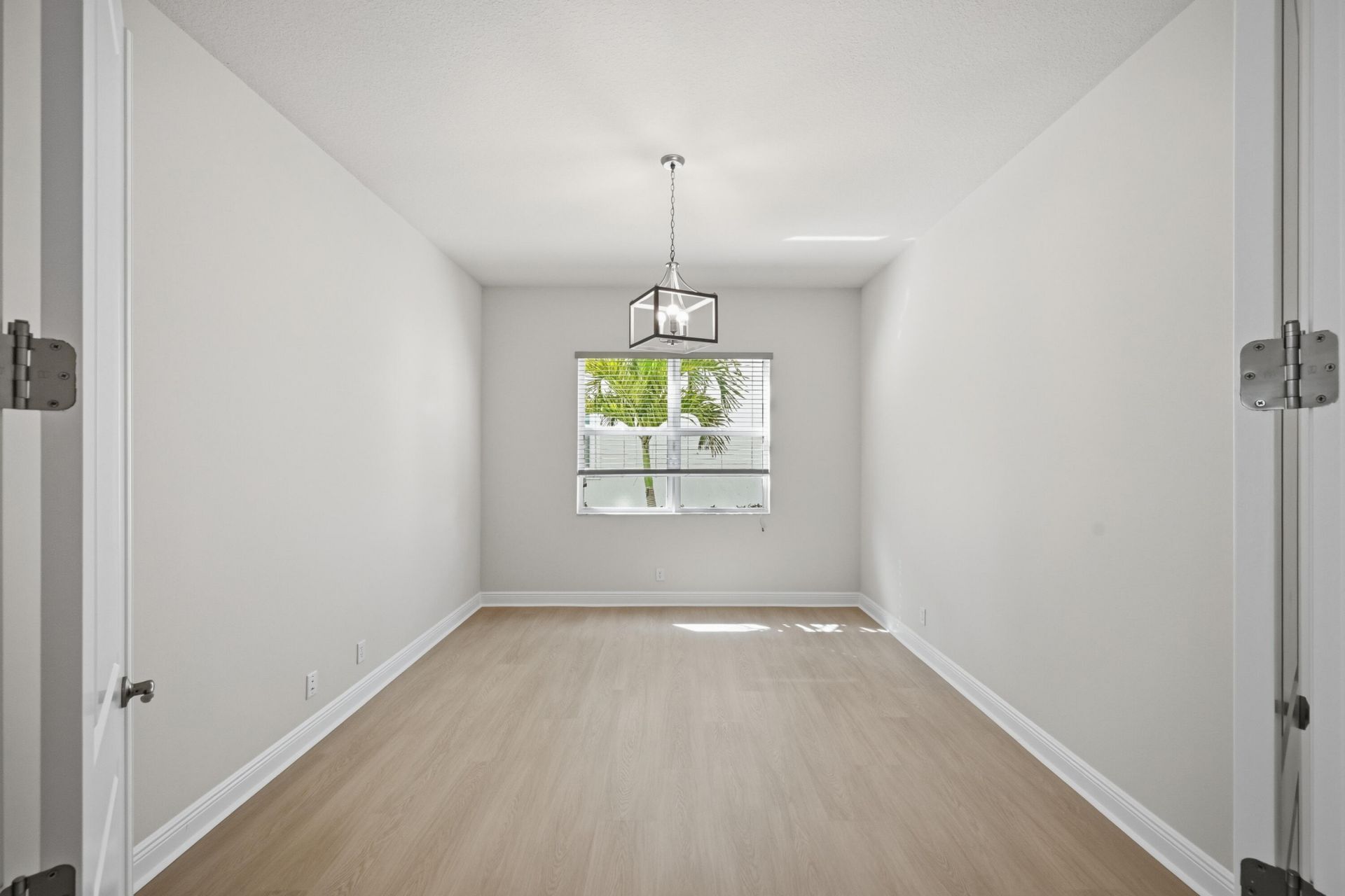 9334 Crestview Circle, Palm Beach Gardens, FL 33412 Photo