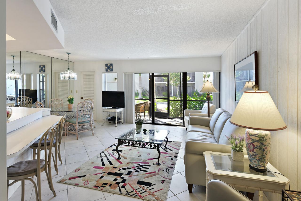 1605 S Us Highway 1, Unit V6-106, Jupiter, FL 33477 Photo