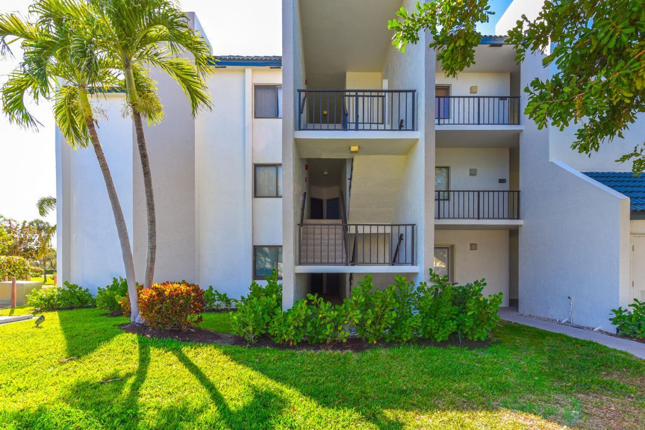 1605 S Us Highway 1, Unit V6-106, Jupiter, FL 33477 Photo