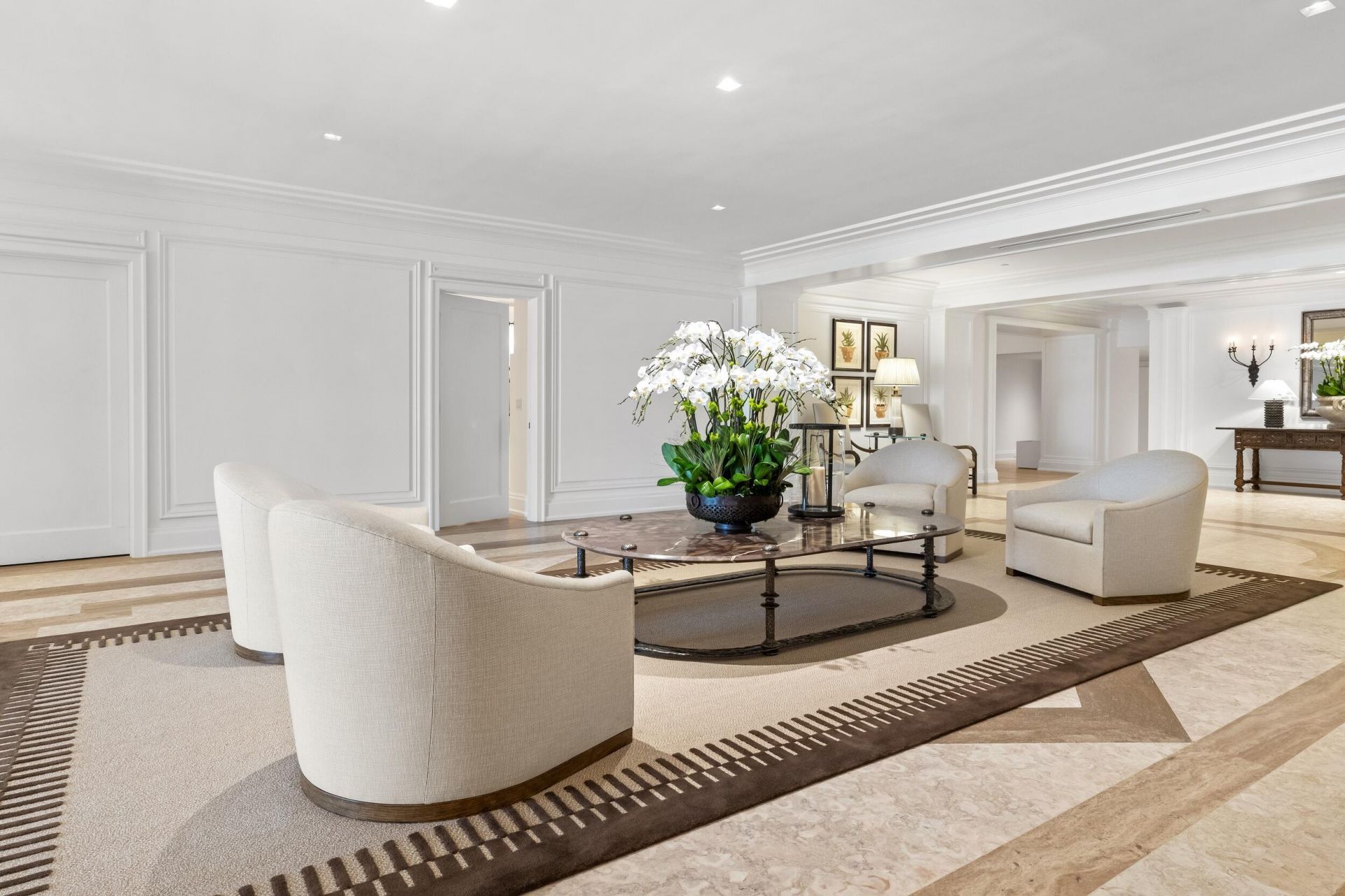 150 Bradley Place, Unit 415, Palm Beach, FL 33480 Photo