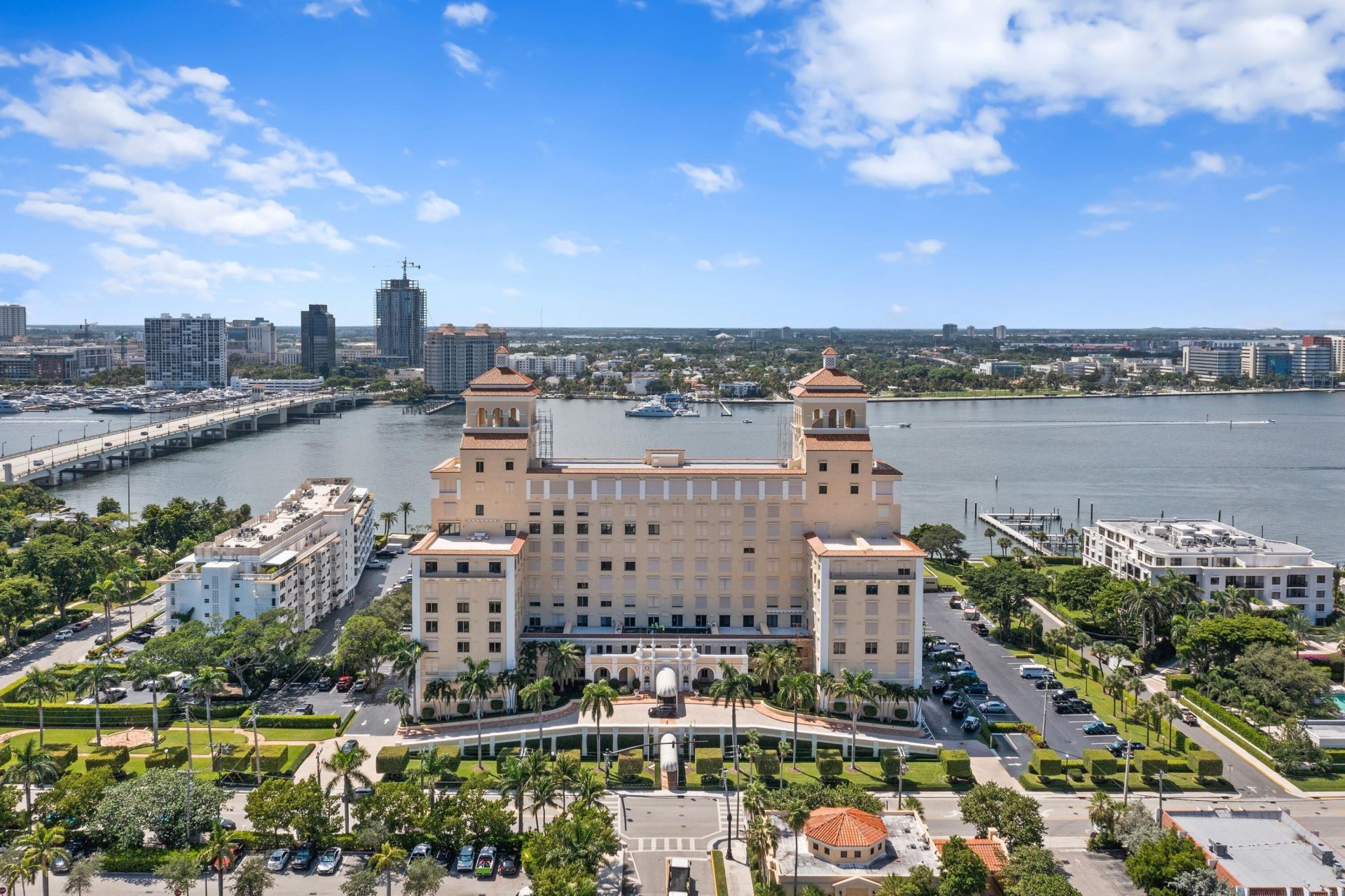 150 Bradley Place, Unit 415, Palm Beach, FL 33480 Photo