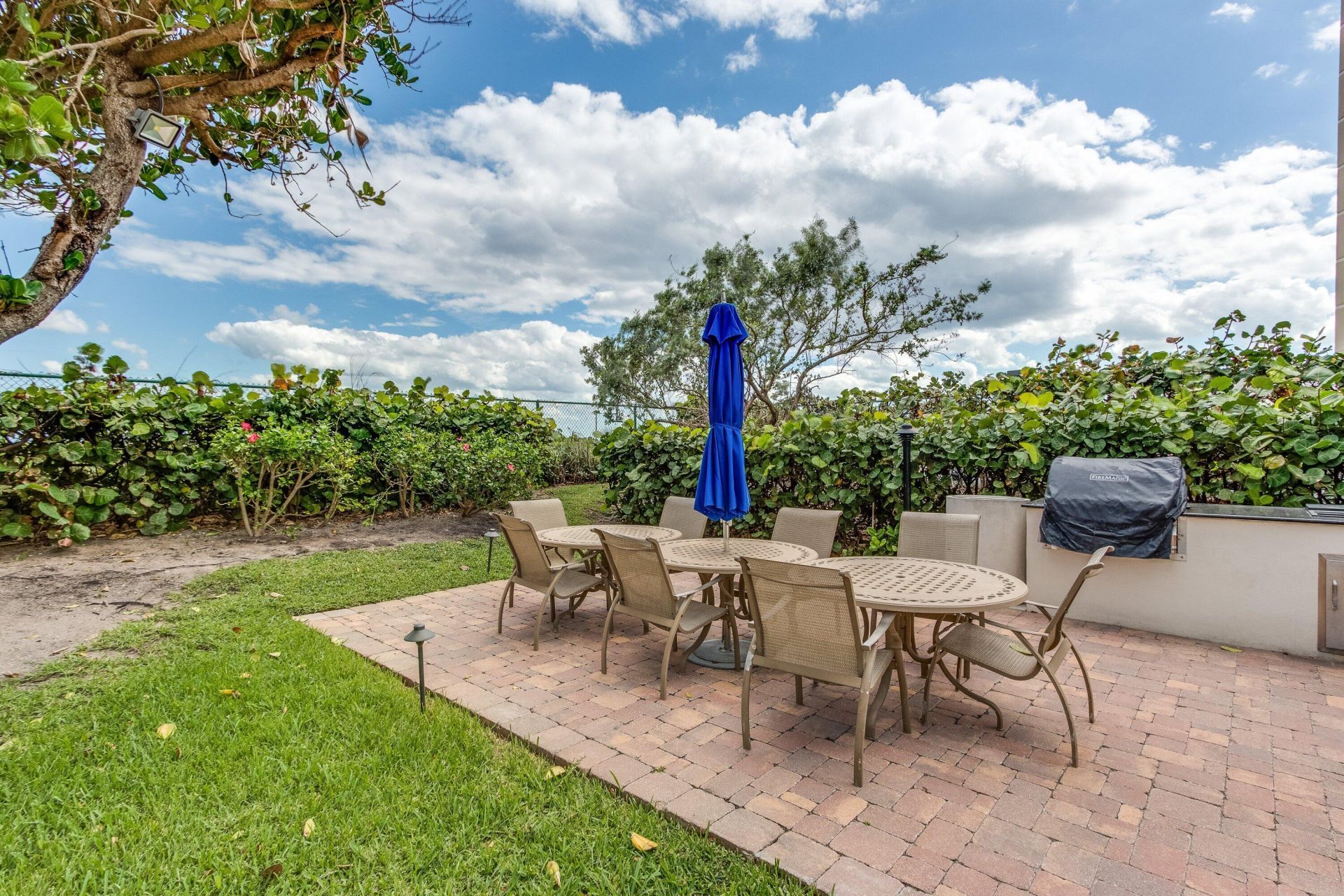 3000 N Ocean Drive, Unit 8-f, Singer Island, FL 33404 Photo