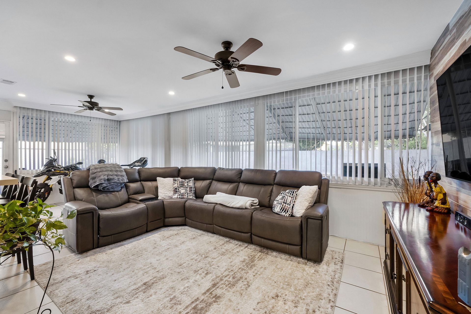 5020 SW 11th Street, Margate, FL 33068 Photo