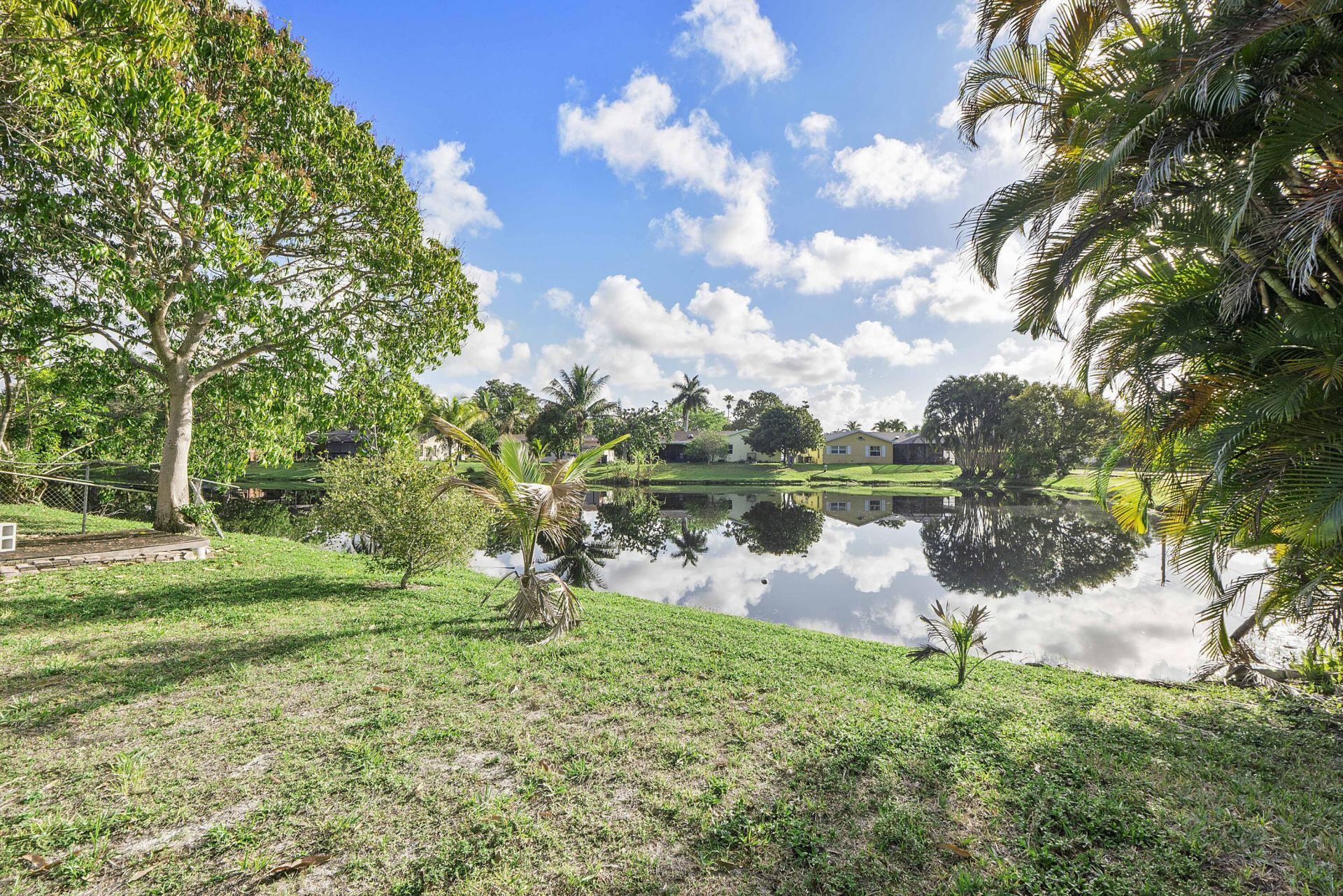 5020 SW 11th Street, Margate, FL 33068 Photo