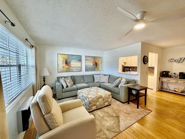 335 Durham Cir, Unit J, Deerfield Beach, FL 33442