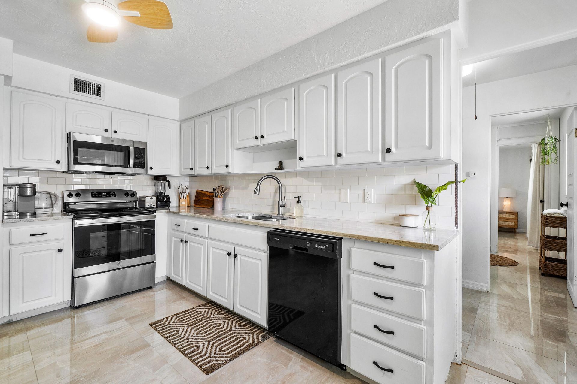 4300 Brooks Avenue, West Palm Beach, FL 33407 Photo