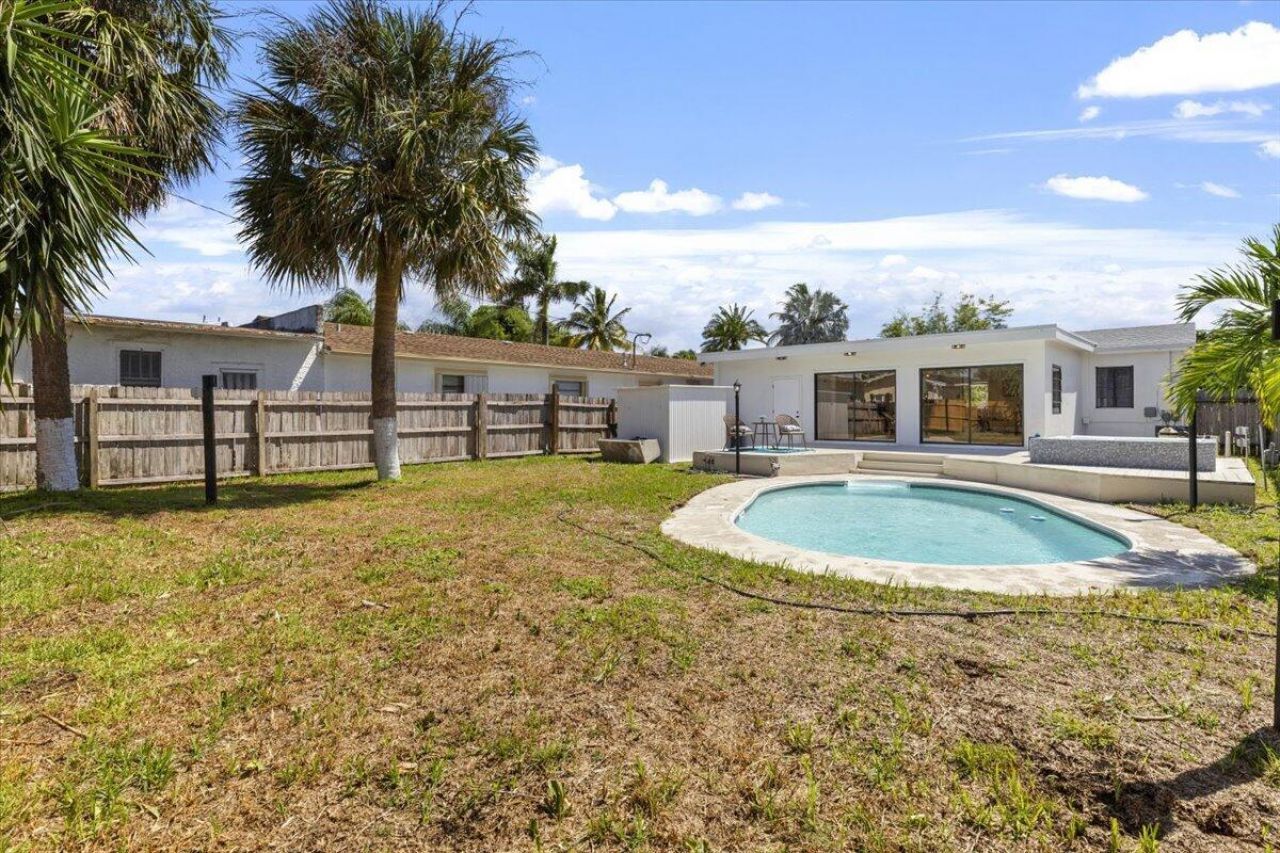 1227 N Ocean Breeze, Lake Worth Beach, FL 33460 Photo