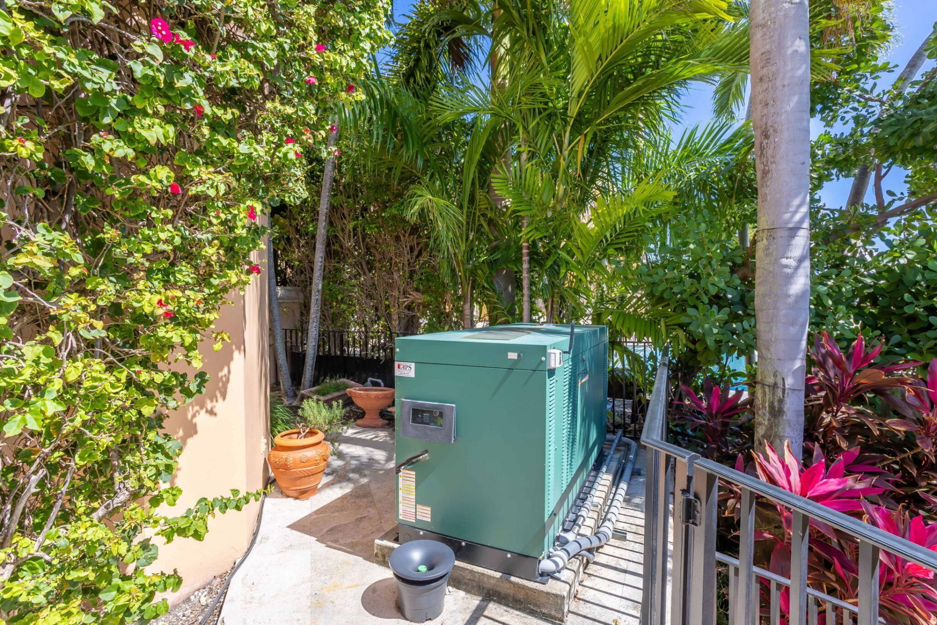 4 Isla Bahia Drive, Fort Lauderdale, FL 33316 Photo