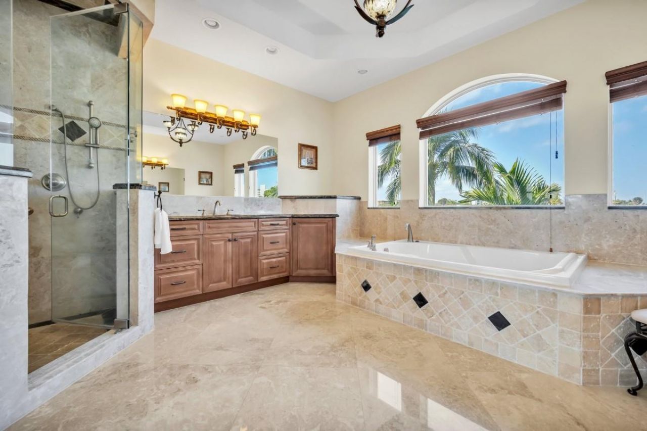 1261 NE 27th Way, Pompano Beach, FL 33062 Photo