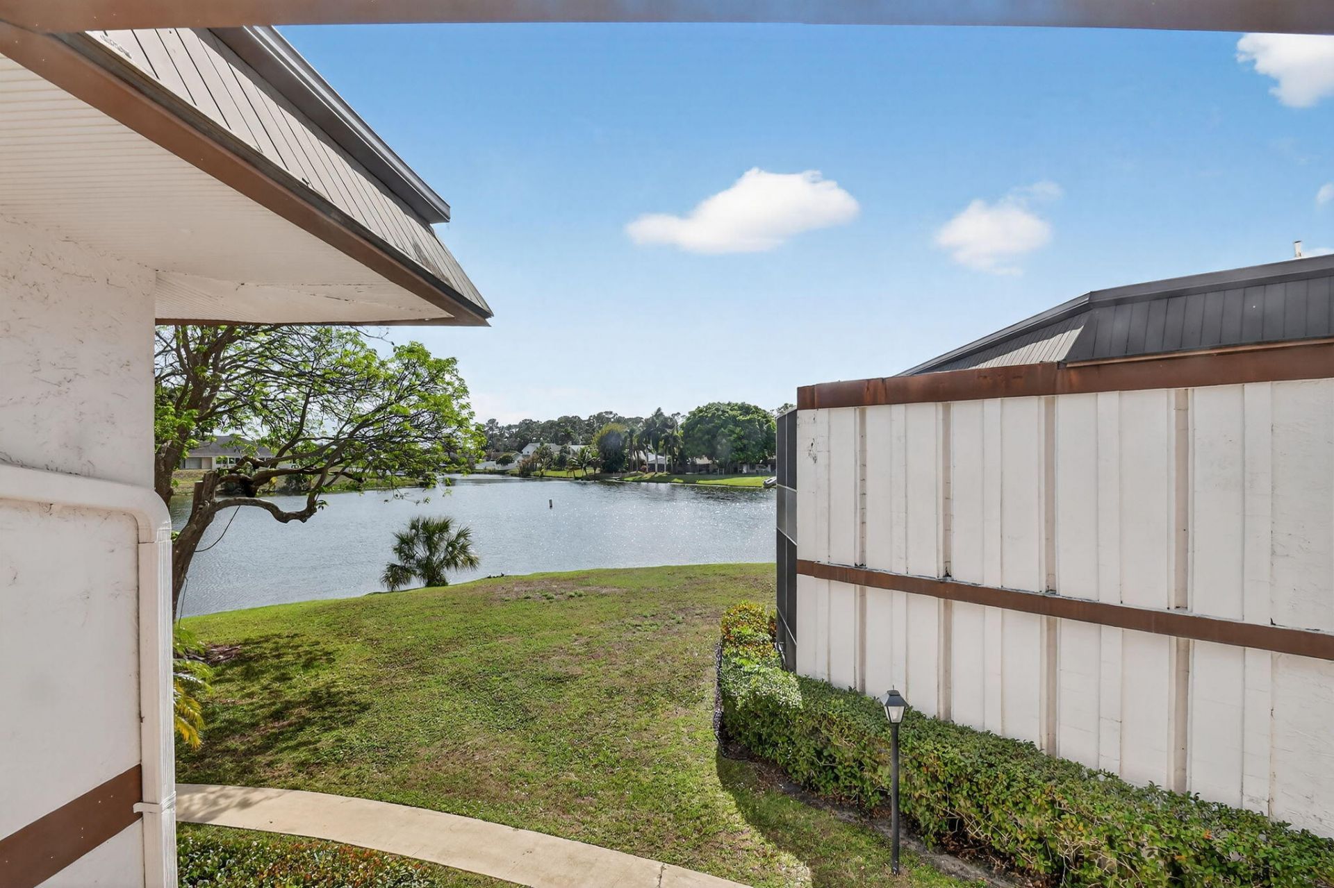 4 N Greenway Vlg Village N, Unit 206, Royal Palm Beach, FL 33411 Photo