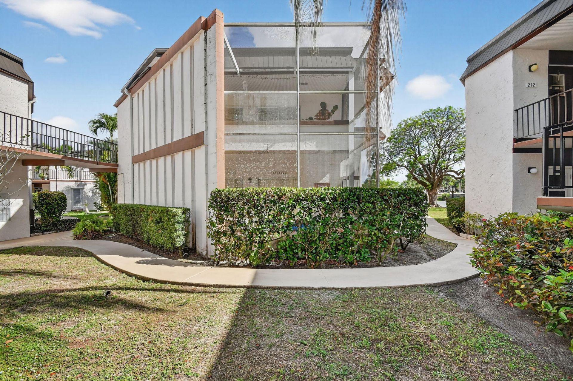 4 N Greenway Vlg Village N, Unit 206, Royal Palm Beach, FL 33411 Photo