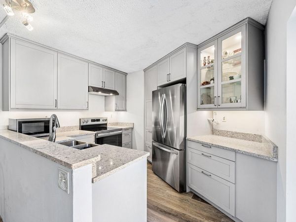 3827 Victoria Drive, West Palm Beach, FL 33406