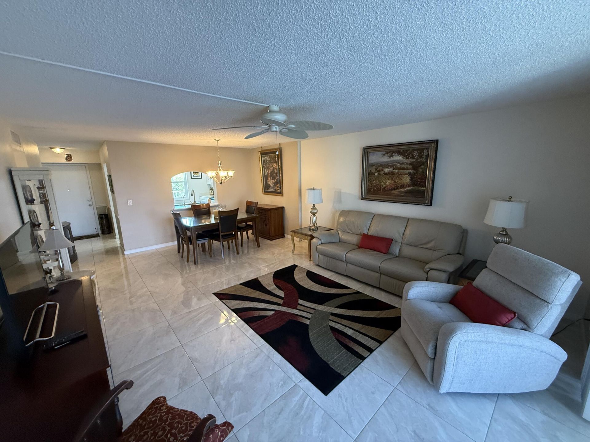 1024 SE 5th Avenue, Unit 308, Dania Beach, FL 33004 Photo