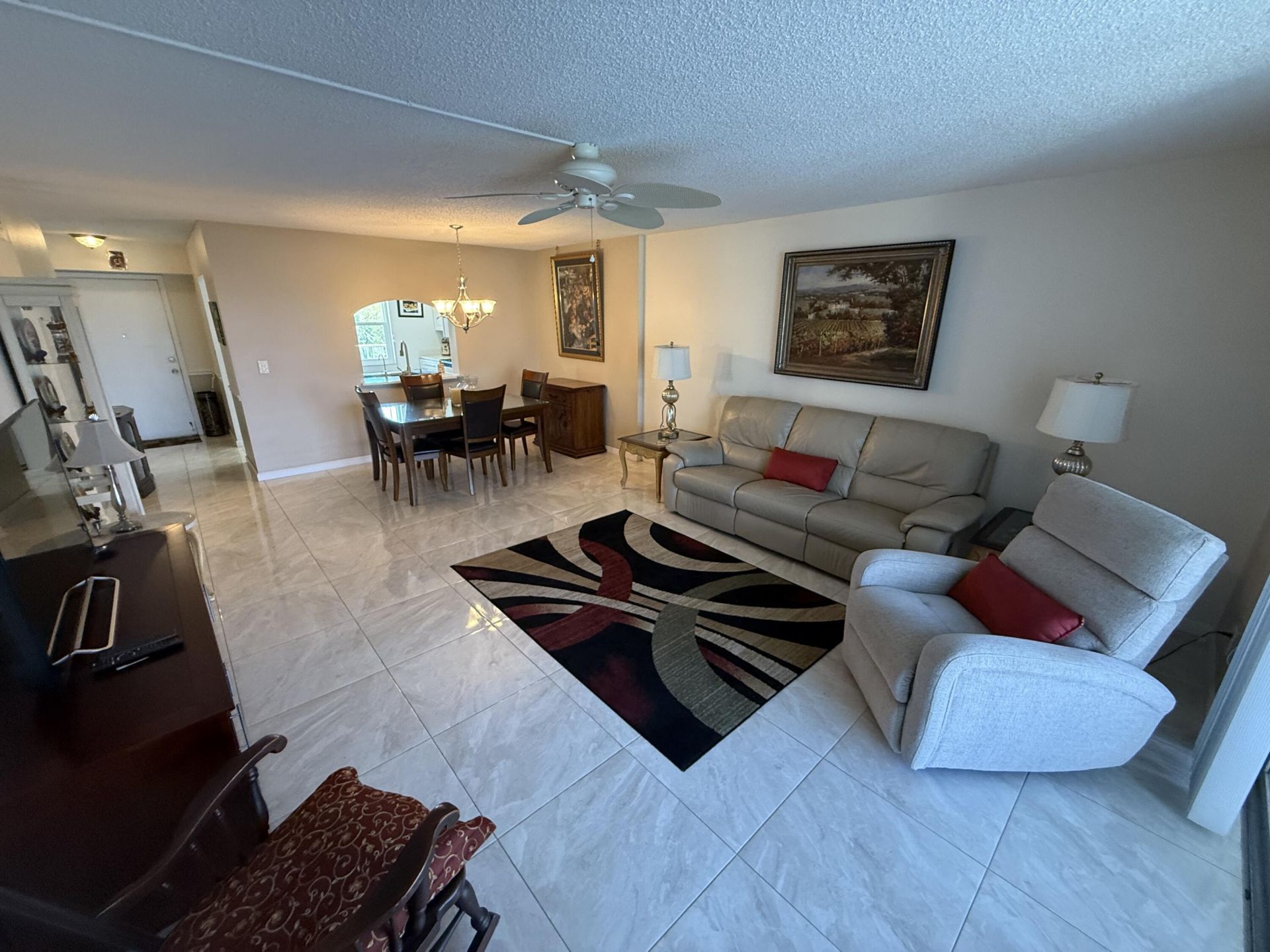 1024 SE 5th Avenue, Unit 308, Dania Beach, FL 33004 Photo
