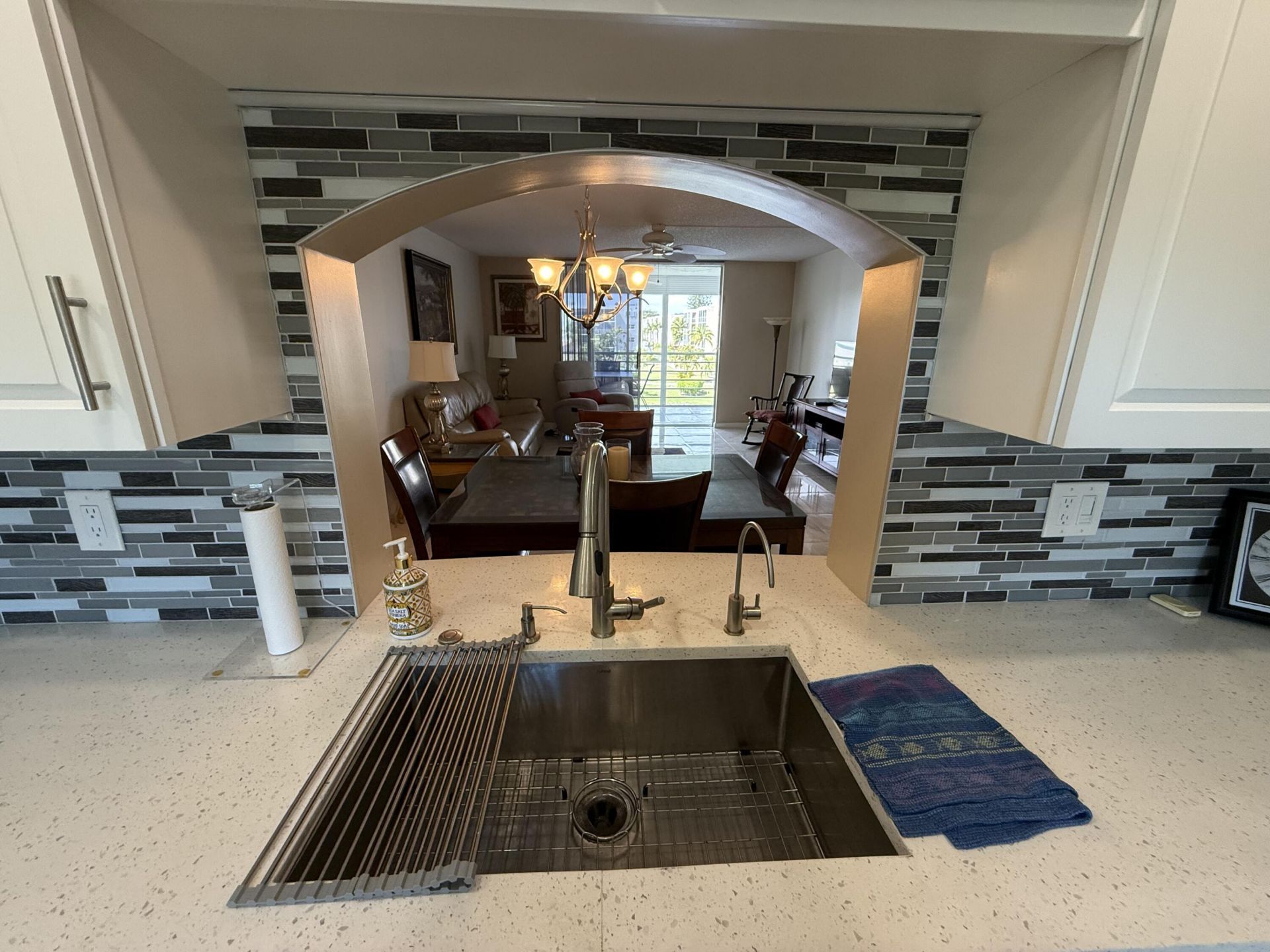 1024 SE 5th Avenue, Unit 308, Dania Beach, FL 33004 Photo