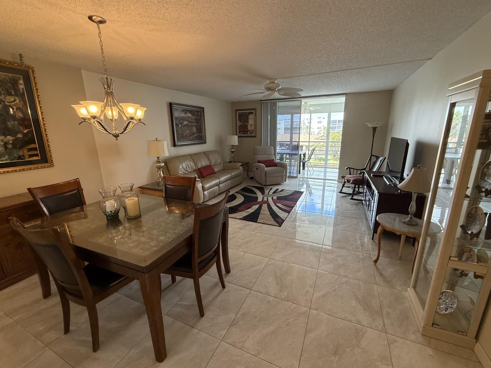 1024 SE 5th Avenue, Unit 308, Dania Beach, FL 33004 Photo