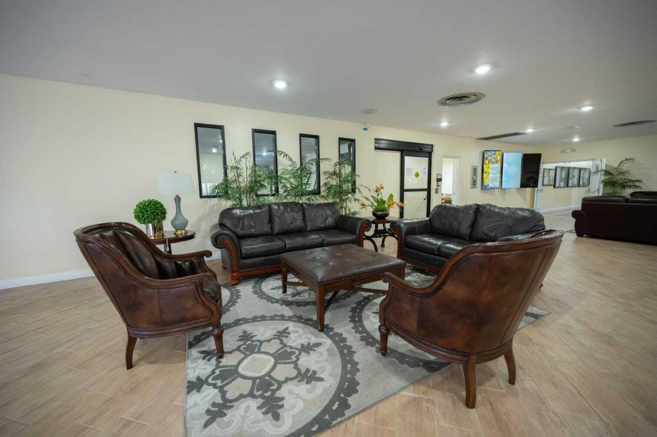 8861 Sunrise Lakes Boulevard, Unit 301, Sunrise, FL 33322 Photo
