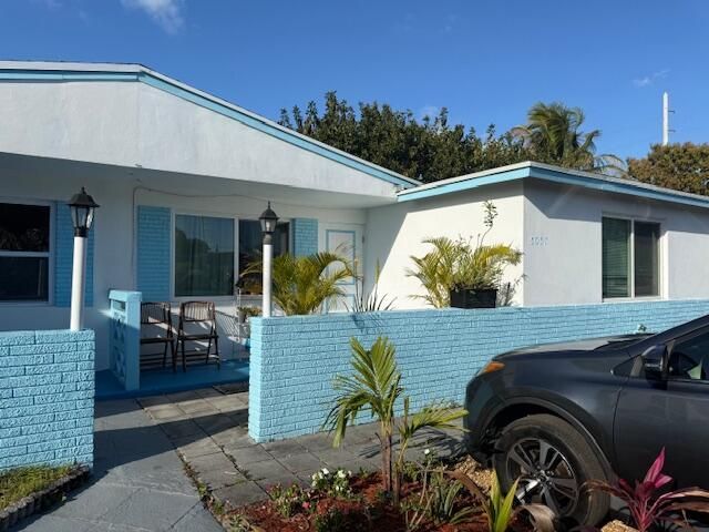 5057 Eadie Place, West Palm Beach, FL 33407 Main Photo