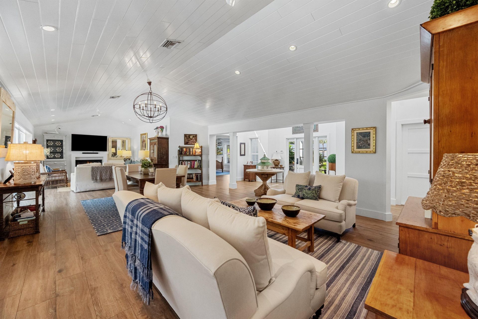 60 Colony Road, Jupiter Inlet Colony, FL 33469 Photo