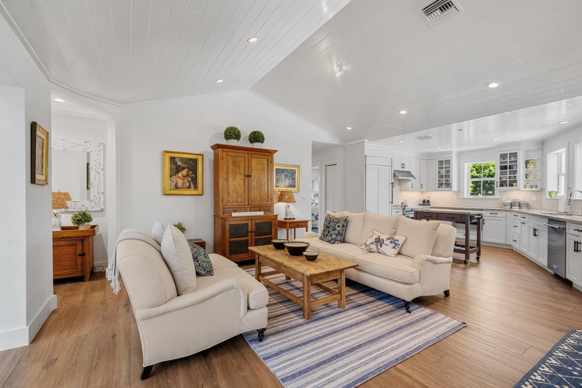 60 Colony Road, Jupiter Inlet Colony, FL 33469 Photo