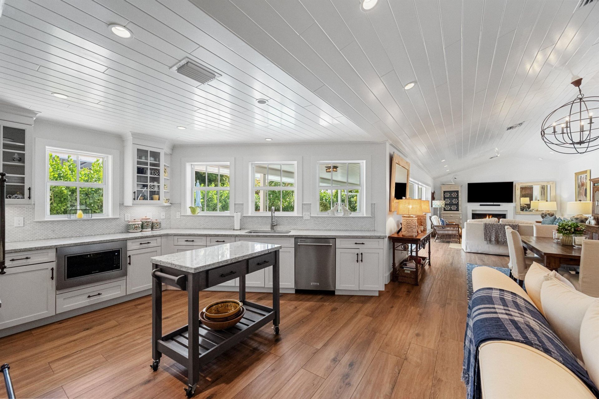 60 Colony Road, Jupiter Inlet Colony, FL 33469 Photo