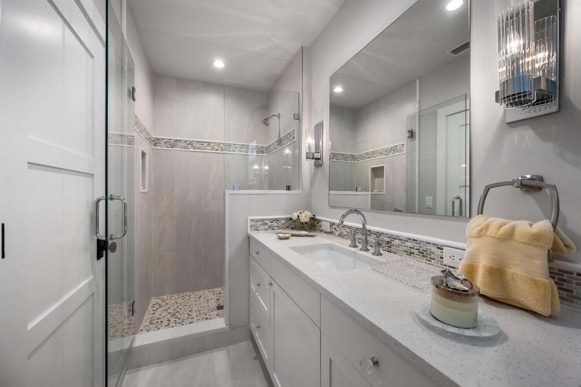 60 Colony Road, Jupiter Inlet Colony, FL 33469 Photo