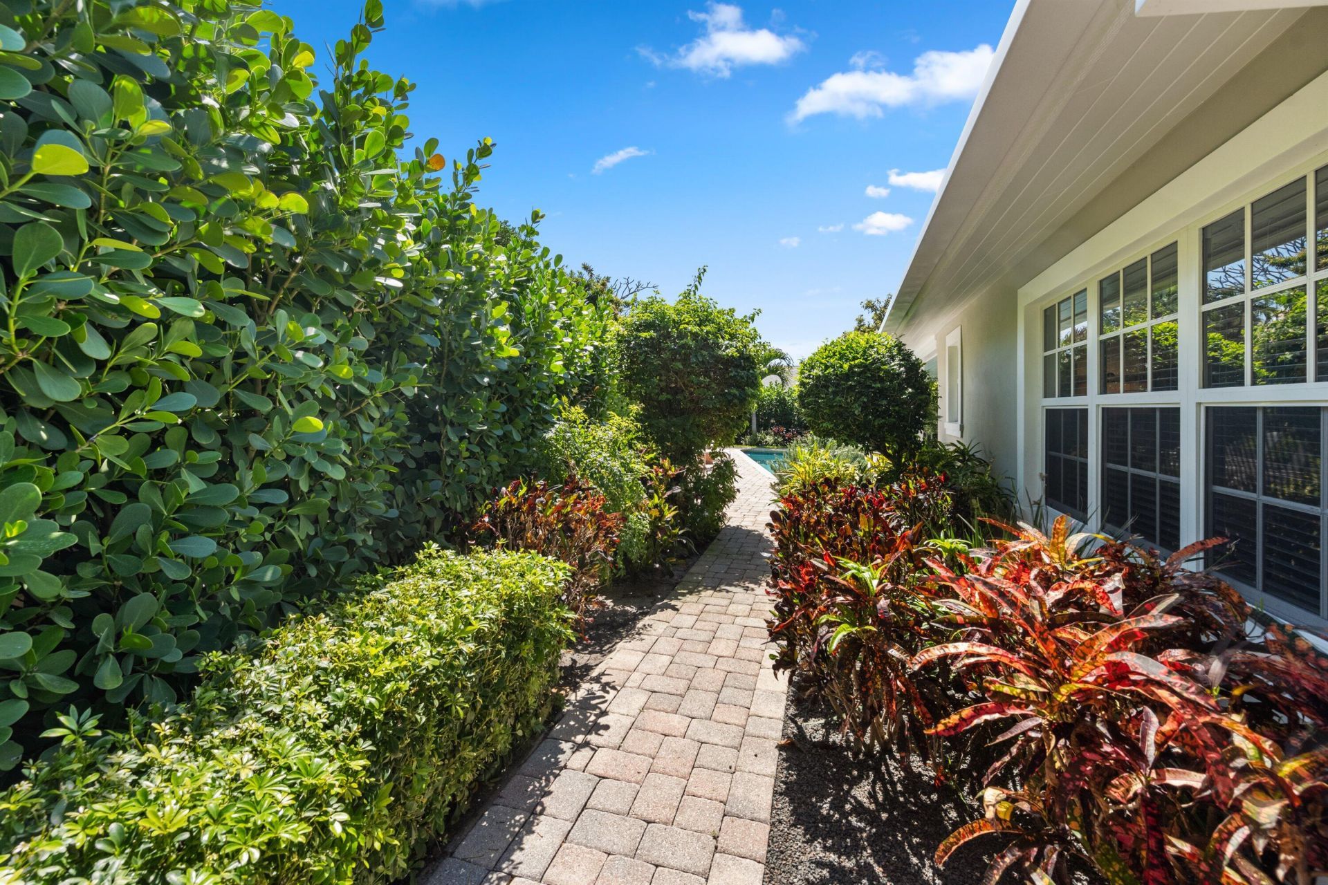 60 Colony Road, Jupiter Inlet Colony, FL 33469 Photo
