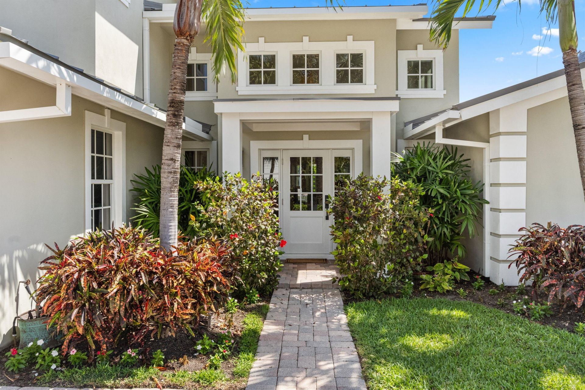 60 Colony Road, Jupiter Inlet Colony, FL 33469 Photo