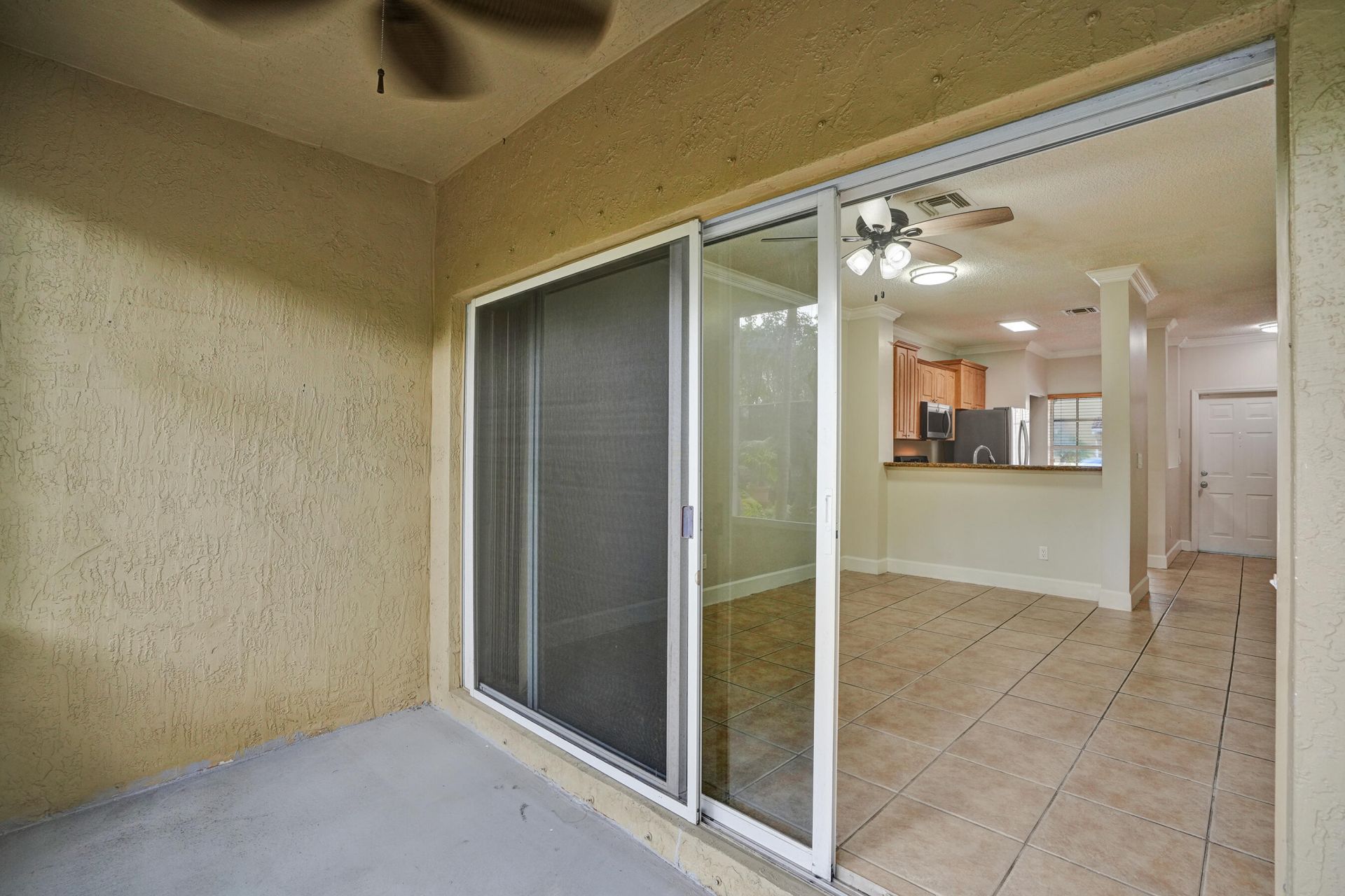 752 SW 122nd Terrace, Pembroke Pines, FL 33025 Photo