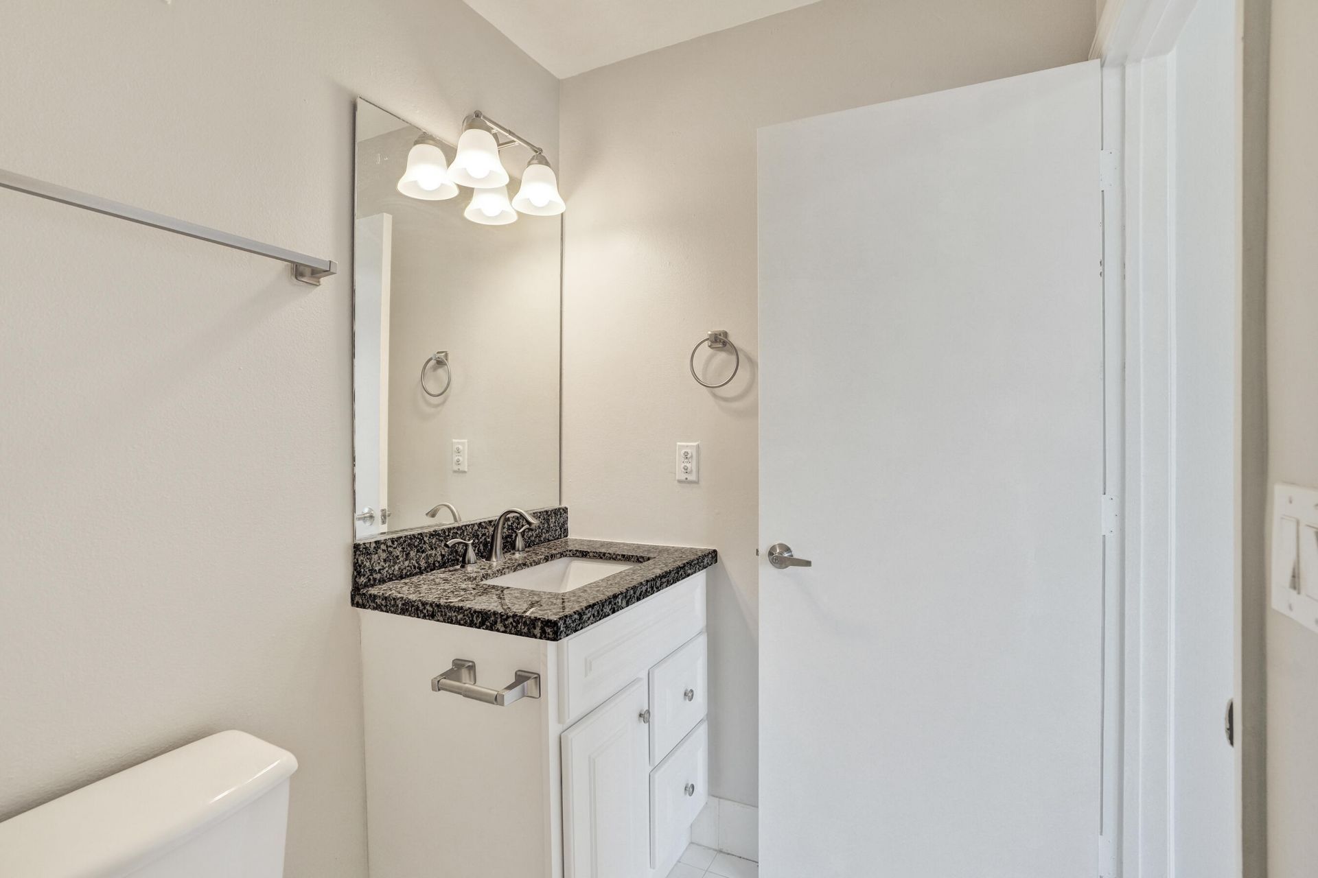 752 SW 122nd Terrace, Pembroke Pines, FL 33025 Photo