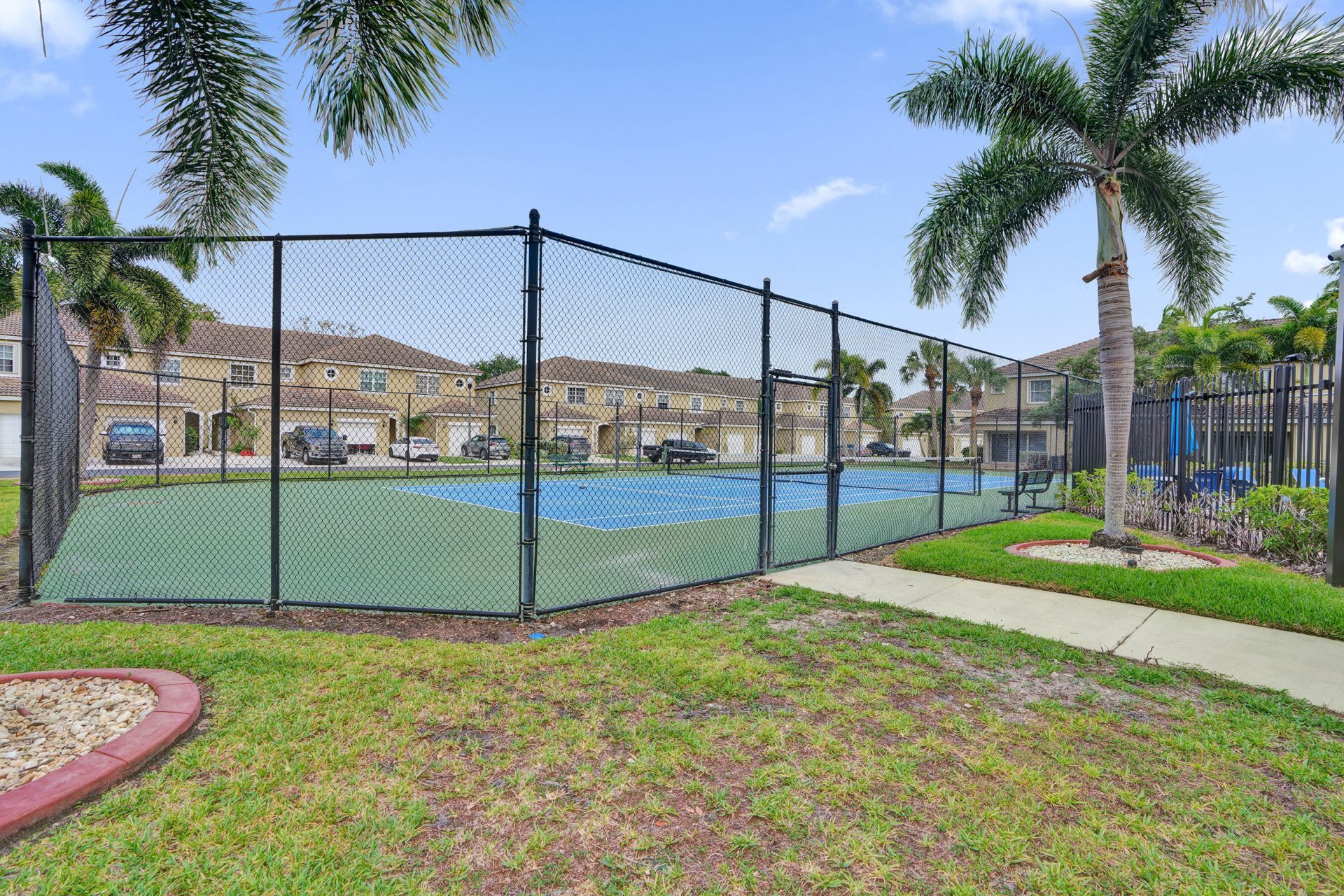 752 SW 122nd Terrace, Pembroke Pines, FL 33025 Photo