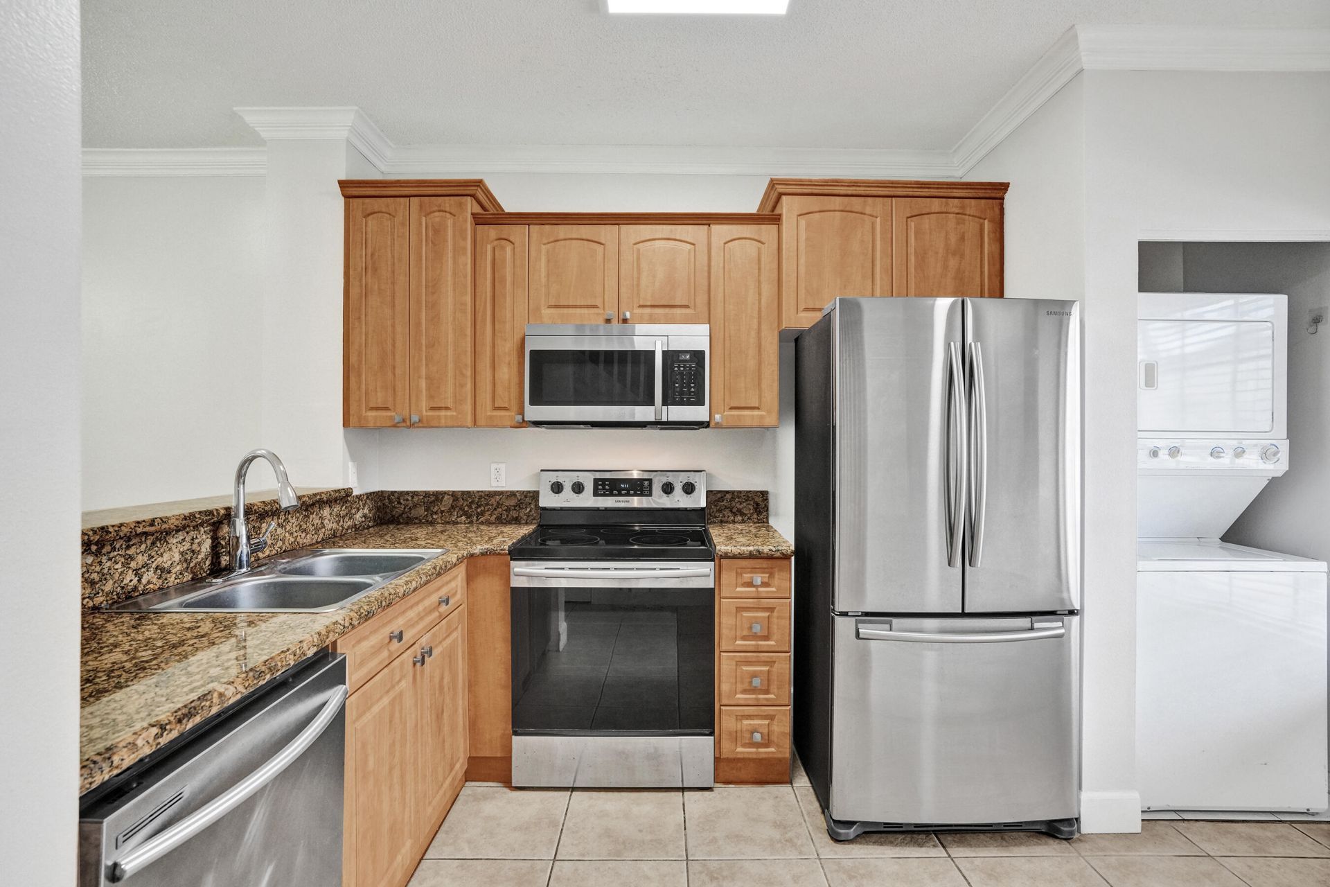 752 SW 122nd Terrace, Pembroke Pines, FL 33025 Photo