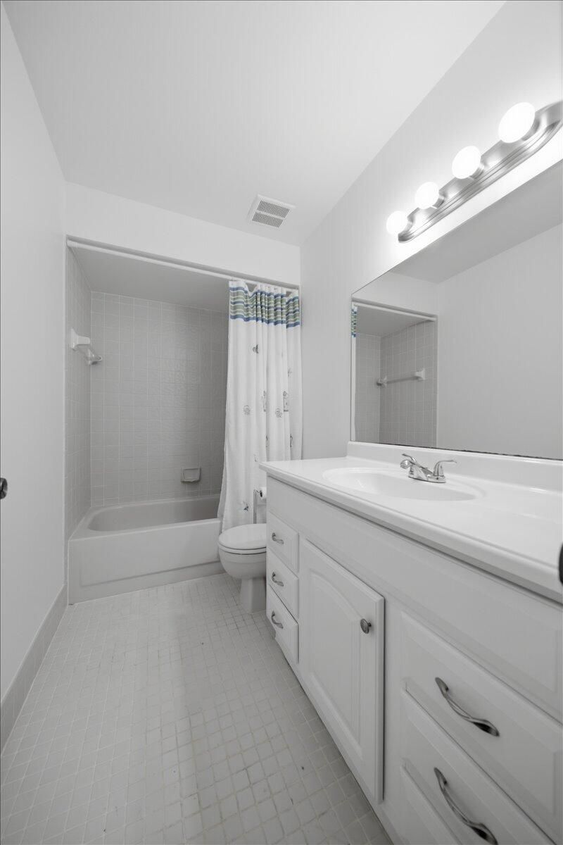 1383 NW 122nd Ter, Pembroke Pines, FL 33026 Photo