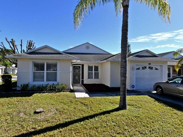 6591 Picante Circle, Fort Pierce, FL 34951