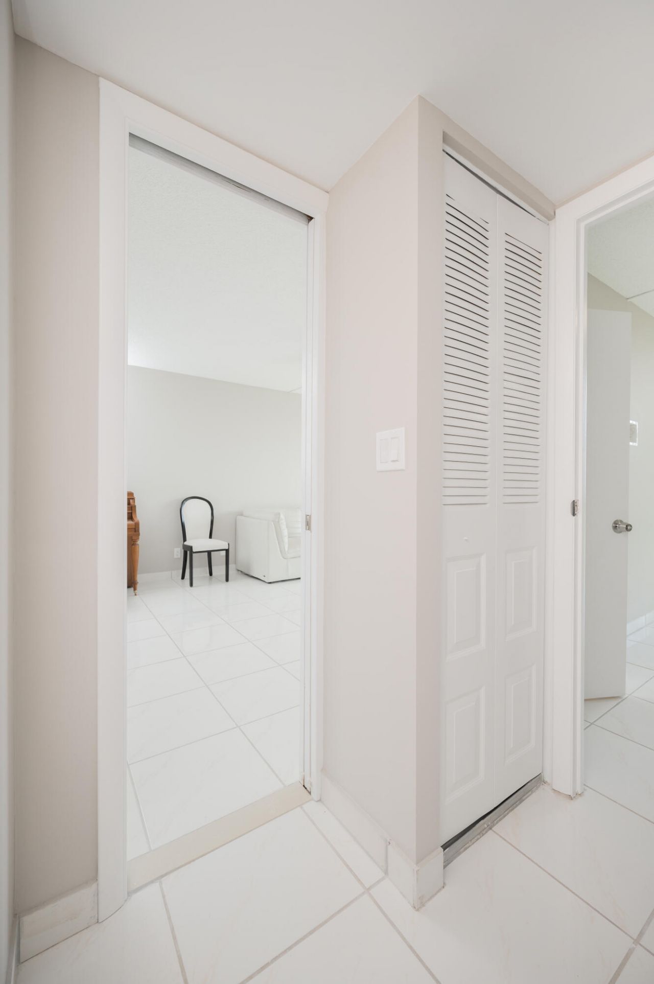 20335 W Country Club Dr, Unit 1704, Aventura, FL 33180 Photo