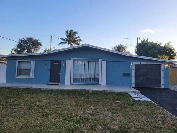 1810 NE 42nd Street, Pompano Beach, FL 33064
