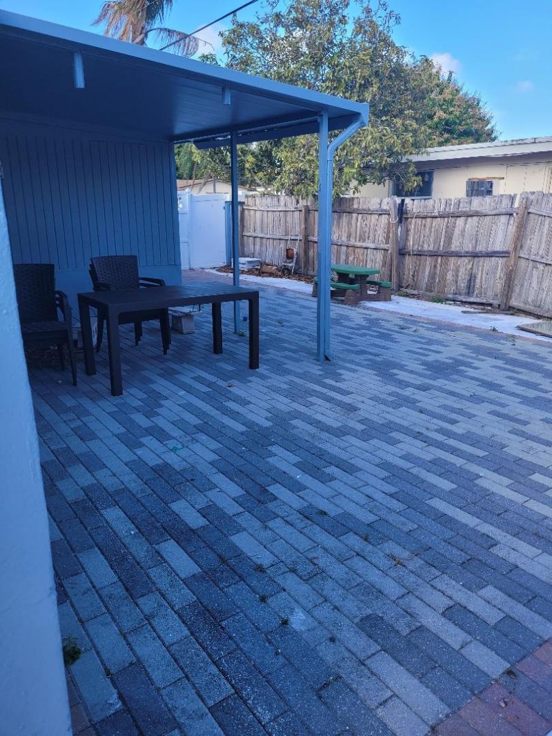 1810 NE 42nd St, Pompano Beach, FL 33064 Photo