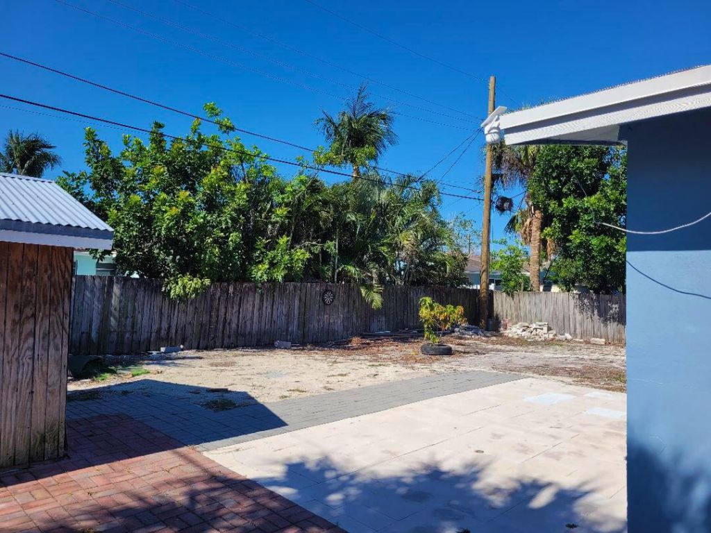 1810 NE 42nd Street, Pompano Beach, FL 33064 Photo