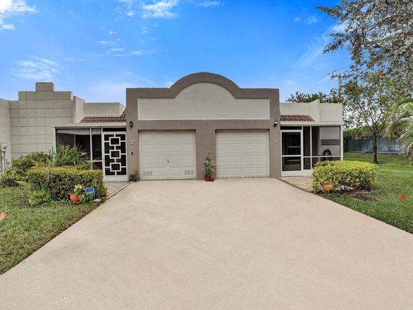 9005 Flynn Circle, Unit 1, Boca Raton, FL 33496