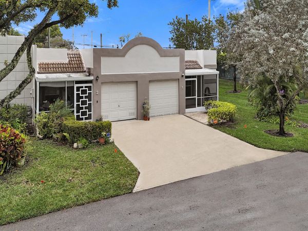 9005 Flynn Circle, Unit 1, Boca Raton, FL 33496