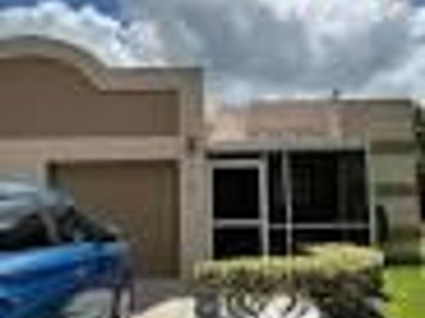 9005 Flynn Circle, Unit 1, Boca Raton, FL 33496