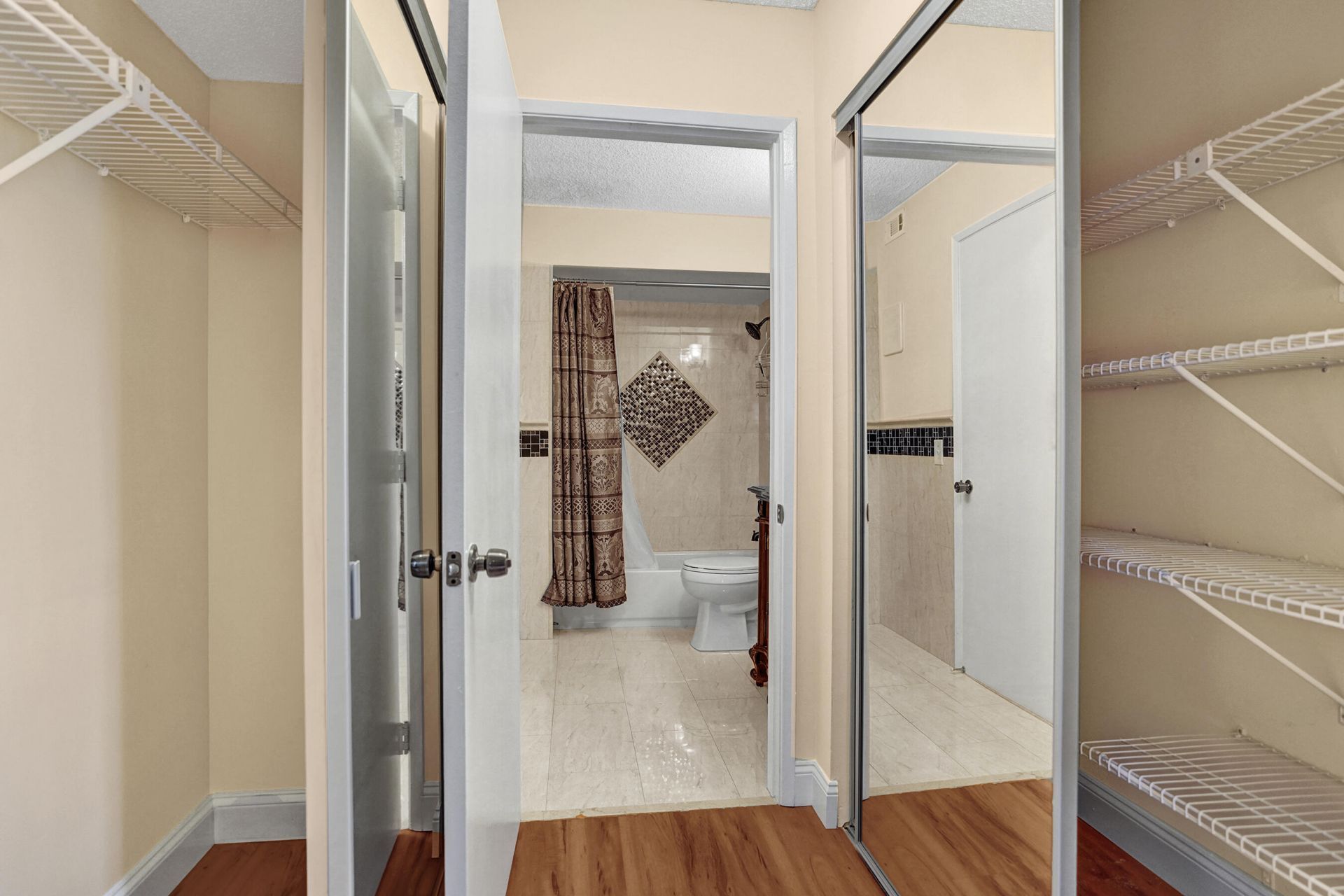 9005 Flynn Circle, Unit 1, Boca Raton, FL 33496 Photo