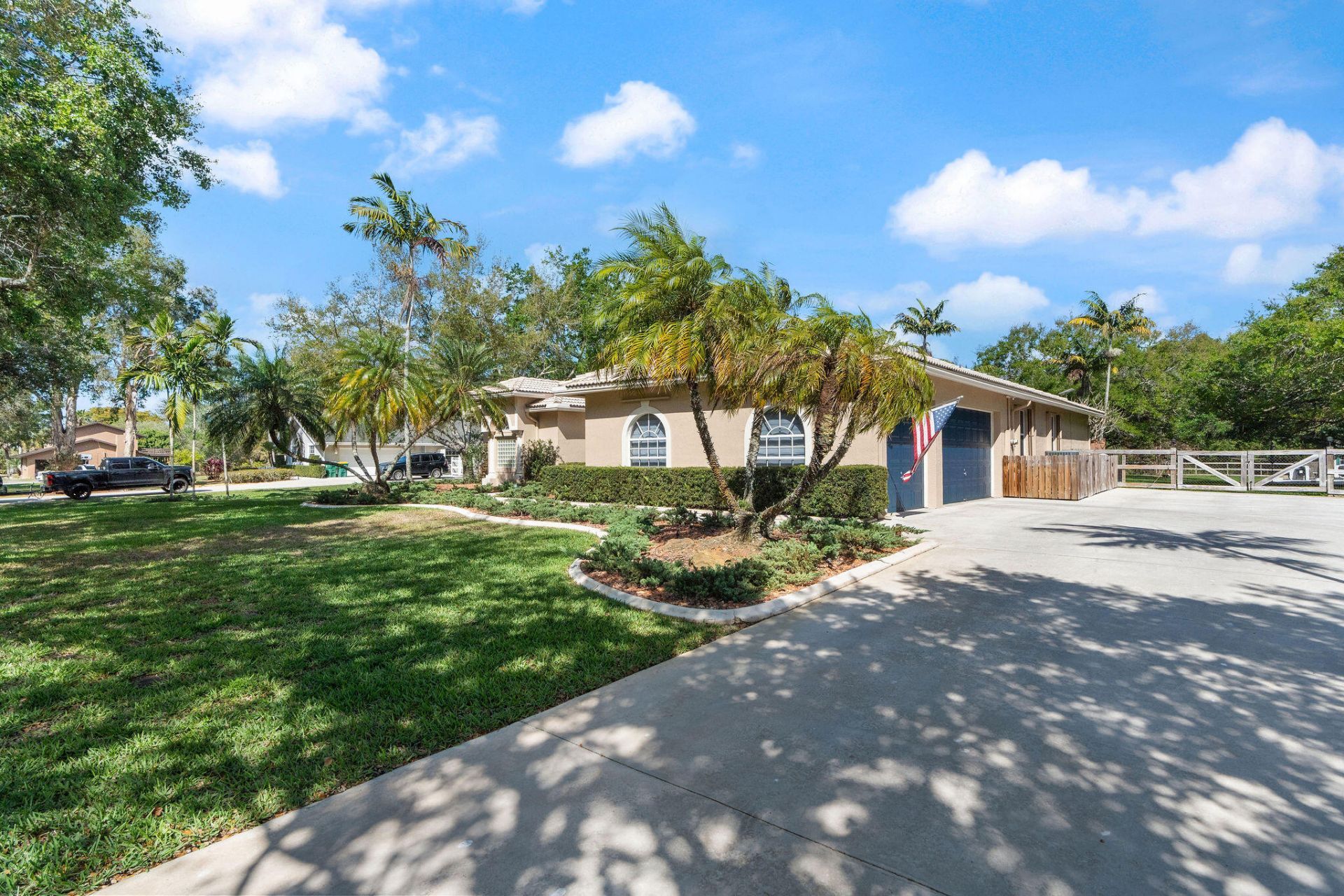 5230 SW 195th Terrace Ter, Southwest Ranches, FL 33332 Photo