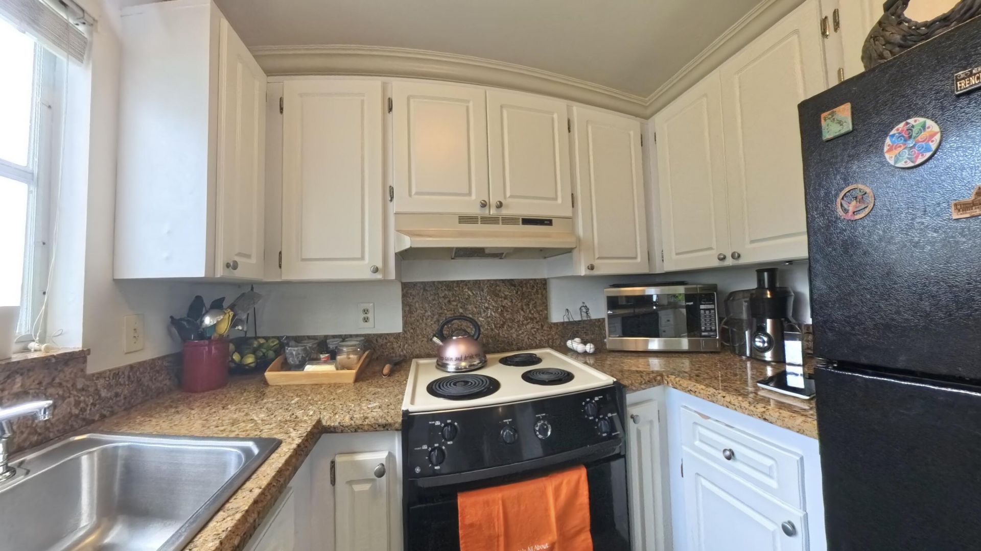 4100 Crystal Lake Drive, Unit 209, Pompano Beach, FL 33064 Photo