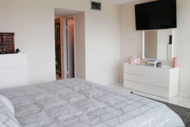 1690 NE 191st Street, Unit 408-1, Miami, FL 33179 Photo